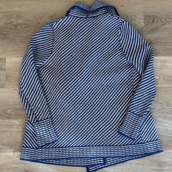 Southern Tide Women’s Sweater XS – Blue & White Wrap Merino Wool & Cashmere - Picture 12 of 12